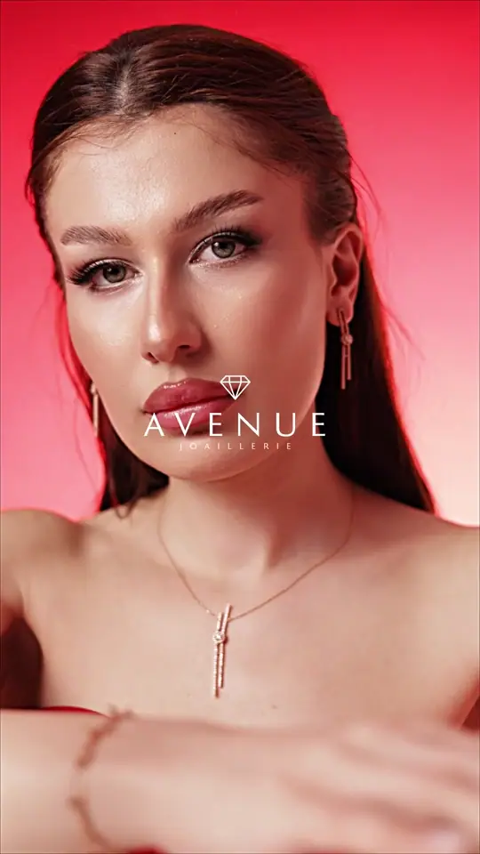 Avenue aksesuarları üçün qırmızı studio jewelry çəkilişi